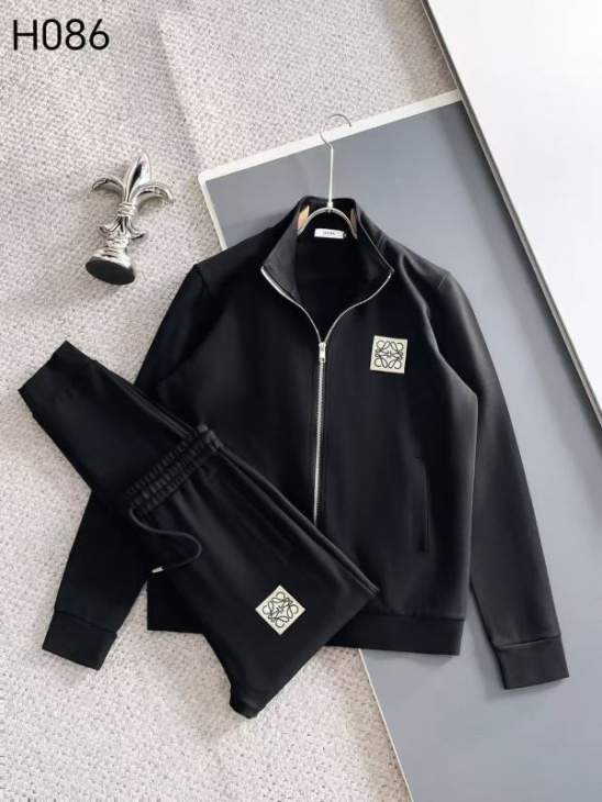 Picture of Loewe Sweater Suits _SKULoeweM-3XL8qxH08640641